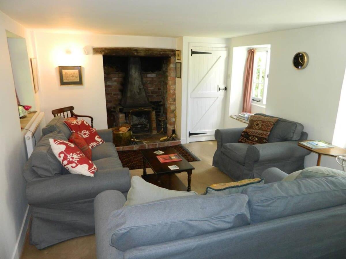 River Cottage A Country Retreat In Wooded Gardens East Stoke  Buitenkant foto