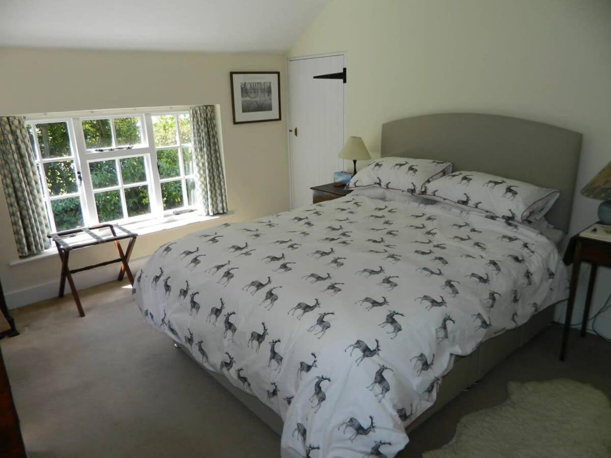 River Cottage A Country Retreat In Wooded Gardens East Stoke  Buitenkant foto