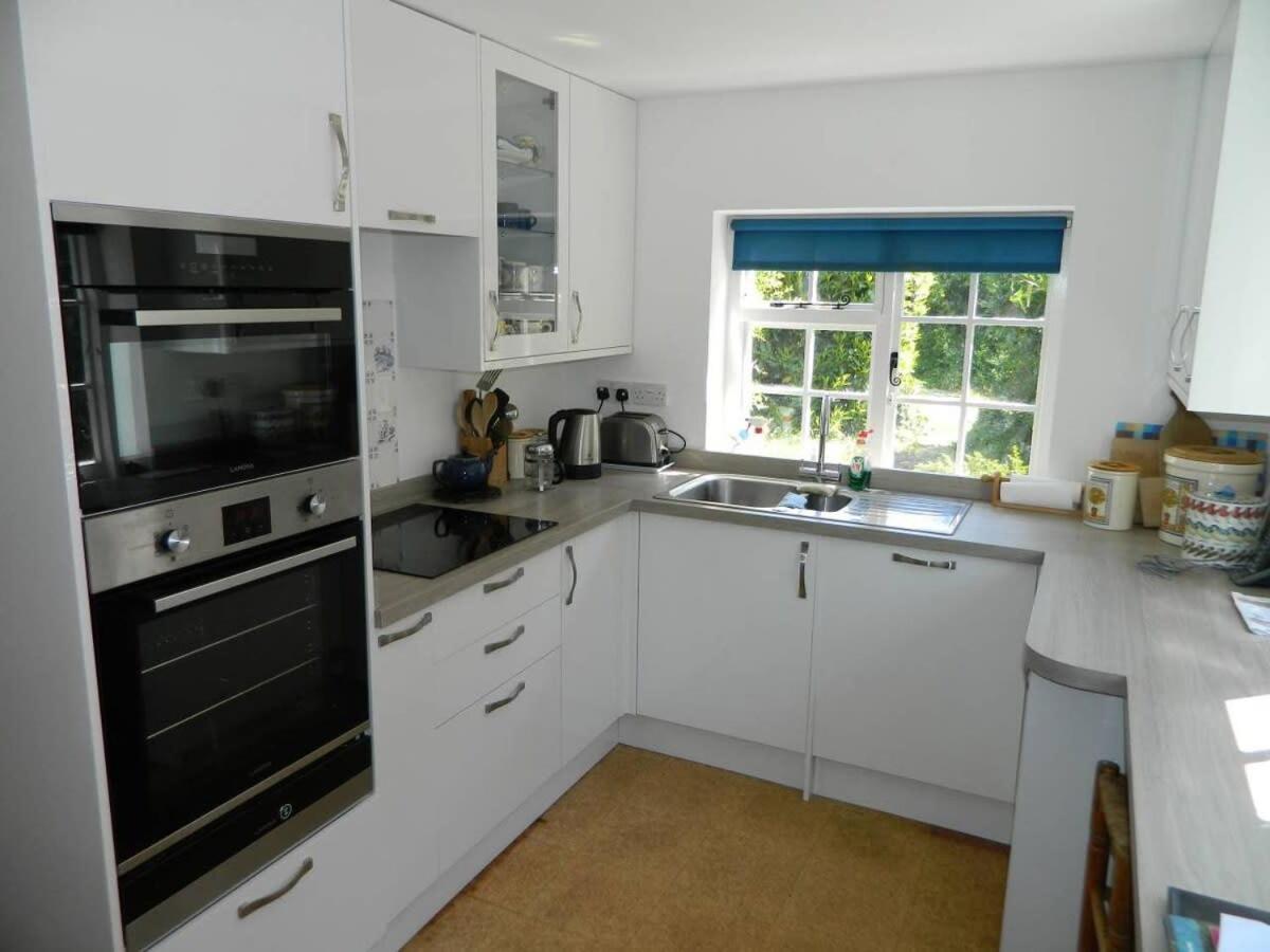 River Cottage A Country Retreat In Wooded Gardens East Stoke  Buitenkant foto
